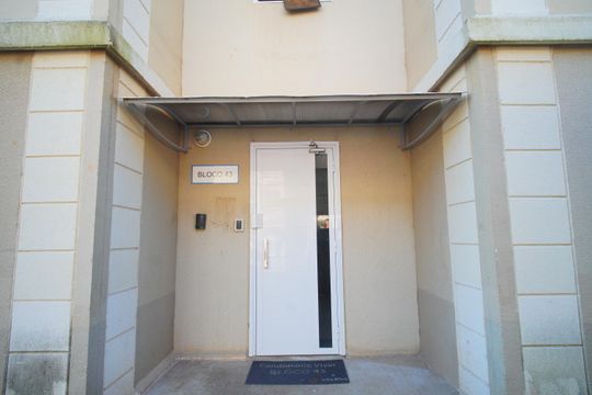 Fachada do bloco de apartamento à venda com 2 quartos, 42m² em São Miguel, São Leopoldo