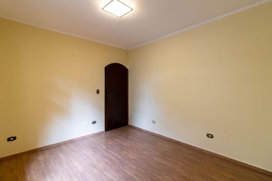Quarto 2 de casa para alugar com 3 quartos, 210m² em Jardim Rosa de Franca, Guarulhos
