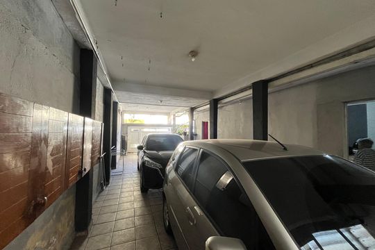 Garagem de casa à venda com 2 quartos, 240m² em Casa Verde, São Paulo