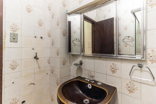 Banheiro de kitnet/studio para alugar com 1 quarto, 36m² em Campos Elíseos, São Paulo