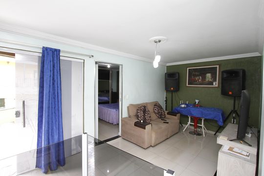 Sala de casa à venda com 2 quartos, 140m² em Vista Alegre, Belo Horizonte