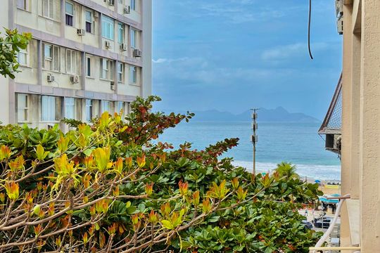 Apartamento à venda com 3 quartos, 160m² em Copacabana, Rio de Janeiro