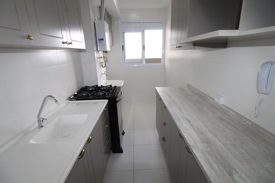 Cozinha de apartamento para alugar com 3 quartos, 68m² em Colinas do Paratehy, São José dos Campos