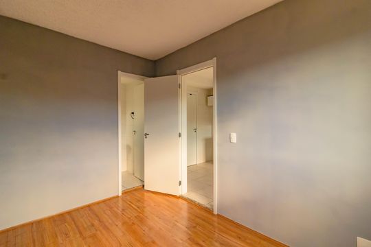 Quarto de apartamento para alugar com 1 quarto, 27m² em Jardim Itacolomi, São Paulo
