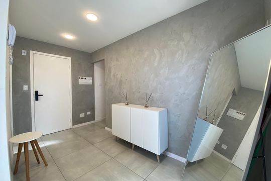 Cozinha de apartamento para alugar com 1 quarto, 59m² em Vila Polopoli, São Paulo