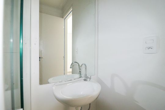 Banheiro de apartamento para alugar com 1 quarto, 37m² em Vila Dom Pedro Ii, São Paulo