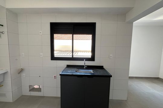 Cozinha de apartamento para alugar com 2 quartos, 43m² em Vila Dom Pedro Ii, São Paulo