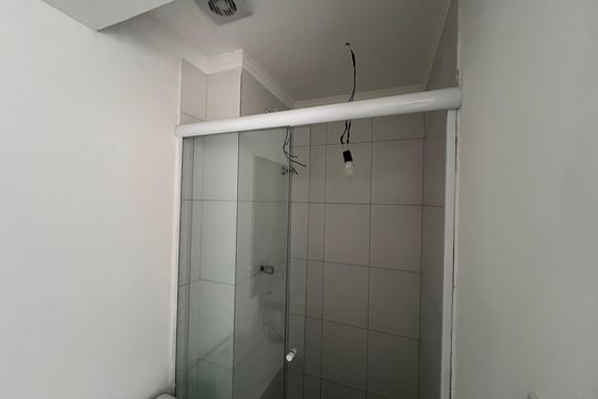 Banheiro de apartamento para alugar com 2 quartos, 43m² em Vila Dom Pedro Ii, São Paulo