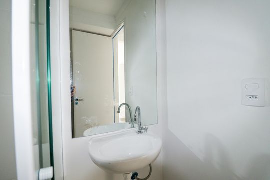 Banheiro de apartamento para alugar com 1 quarto, 32m² em Vila Dom Pedro Ii, São Paulo