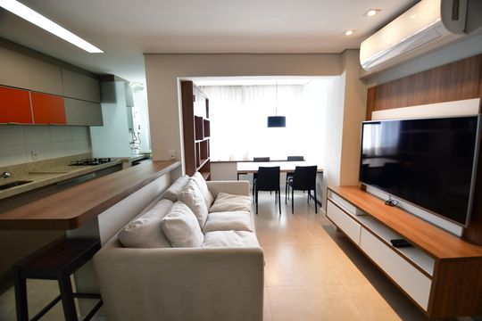 Sala de apartamento à venda com 1 quarto, 47m² em Cambuí, Campinas