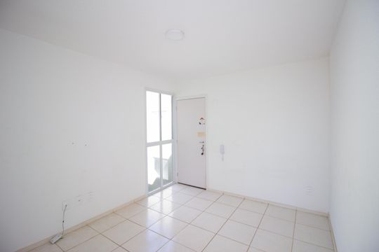 Sala de apartamento para alugar com 2 quartos, 48m² em Arvoredo Ii, Contagem
