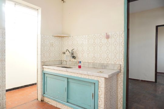 Cozinha  de casa para alugar com 2 quartos, 52m² em Sagrada Família, Belo Horizonte
