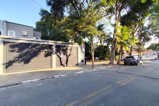 Fachada de casa para alugar com 3 quartos, 298m² em Parque Monte Alegre, Taboão da Serra
