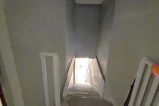Escada de casa à venda com 3 quartos, 100m² em Parque Maria Domitila, São Paulo