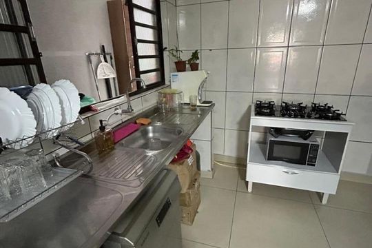 Cozinha de casa à venda com 3 quartos, 100m² em Parque Maria Domitila, São Paulo