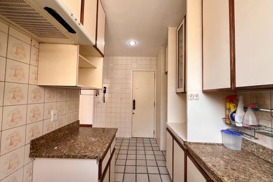 Cozinha  de apartamento para alugar com 3 quartos, 80m² em Copacabana, Rio de Janeiro