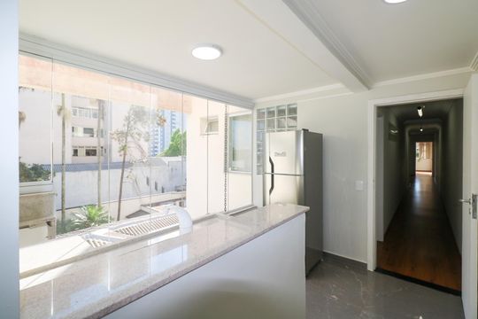 Cozinha de apartamento para alugar com 2 quartos, 104m² em Santo Antônio, São Caetano do Sul