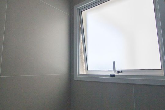 Banheiro de apartamento para alugar com 2 quartos, 72m² em Jardim Moncayo, Sorocaba
