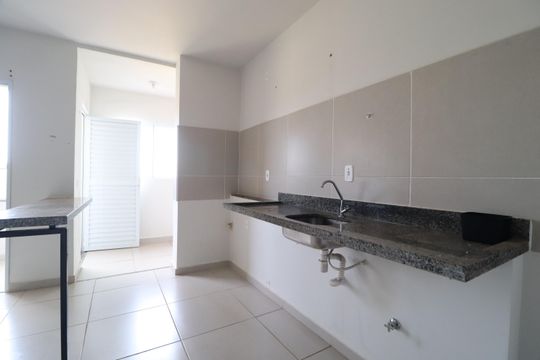 Cozinha de apartamento para alugar com 2 quartos, 60m² em Morumbi, Uberlândia