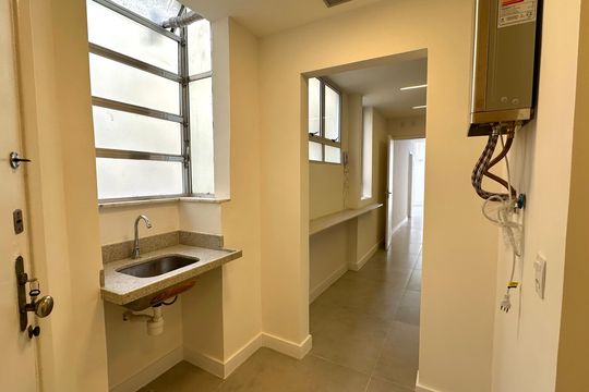 Apartamento à venda com 3 quartos, 122m² em Copacabana, Rio de Janeiro