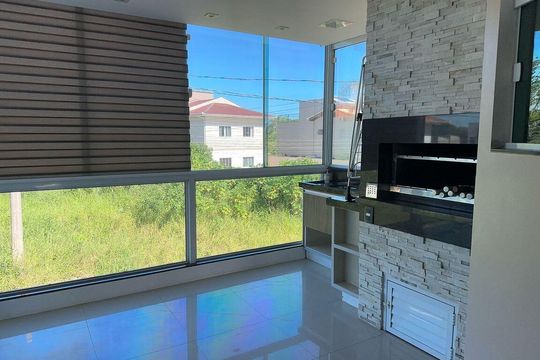 Cozinha de casa para alugar com 3 quartos, 100m² em Campeche Central, Florianópolis