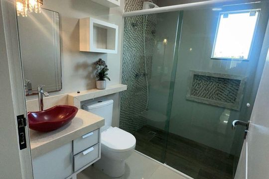 Banheiro de casa para alugar com 3 quartos, 100m² em Campeche Central, Florianópolis