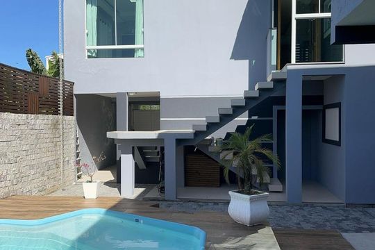 Casa para alugar com 3 quartos, 100m² em Campeche Central, Florianópolis