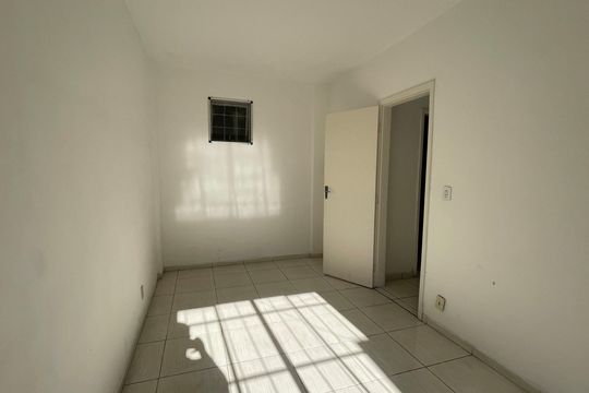 Quarto de casa para alugar com 1 quarto, 54m² em Doutor Laureano, Duque de Caxias