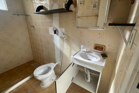 Banheiro de casa para alugar com 1 quarto, 54m² em Doutor Laureano, Duque de Caxias