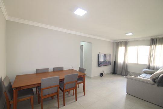 Apartamento à venda com 2 quartos, 72m² em Vila Amélia, São Paulo