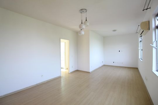 Sala de apartamento à venda com 2 quartos, 74m² em Freguesia (jacarepaguá), Rio de Janeiro