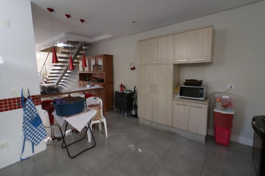 Cozinha de casa à venda com 3 quartos, 250m² em Centro, Osasco