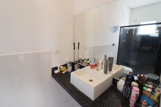 Banheiro da Suíte 1 de casa à venda com 3 quartos, 250m² em Centro, Osasco