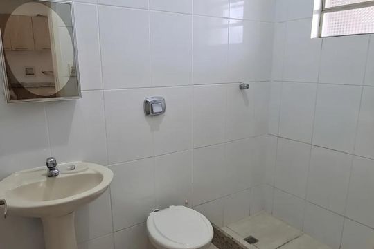 Banheiro de apartamento à venda com 1 quarto, 39m² em Jacaré, Rio de Janeiro