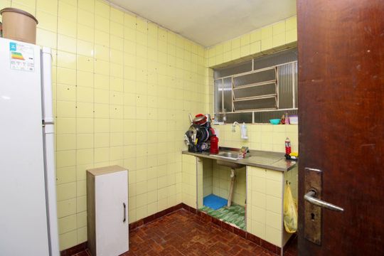 Cozinha  de casa para alugar com 2 quartos, 425m² em Jardim Beatriz, Taboão da Serra