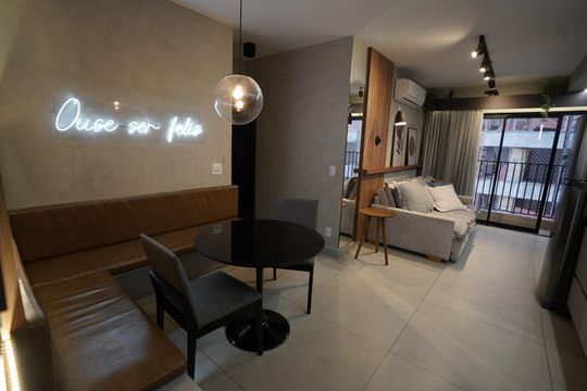 Apartamento à venda com 2 quartos, 61m² em Setor Bueno, Goiânia