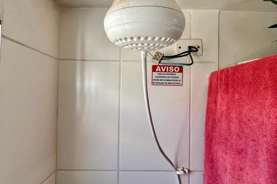 Banheiro de apartamento para alugar com 2 quartos, 52m² em Jardim Nova Europa, Campinas