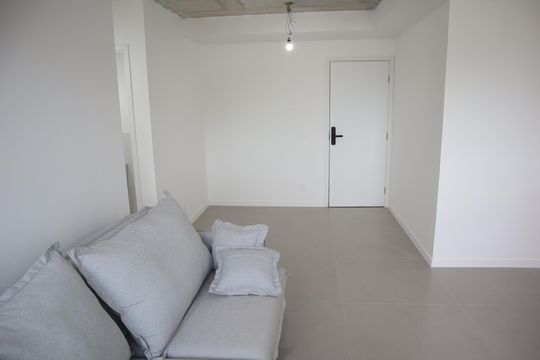 sala de apartamento à venda com 2 quartos, 55m² em Camorim, Rio de Janeiro