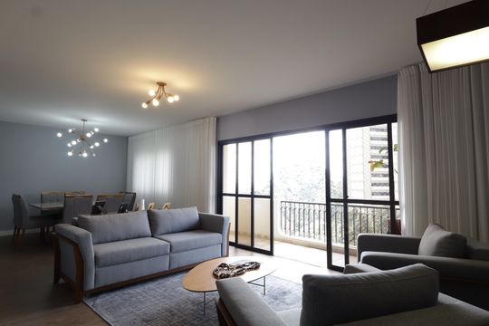 Apartamento à venda com 4 quartos, 167m² em Vila Suzana, São Paulo