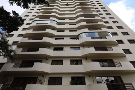 Fachada de apartamento à venda com 4 quartos, 167m² em Vila Suzana, São Paulo