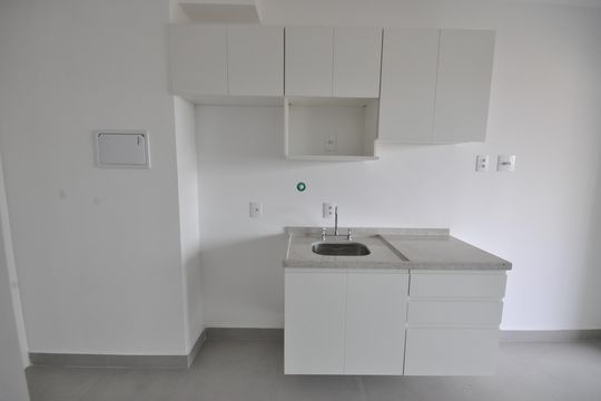 Cozinha de kitnet/studio para alugar com 1 quarto, 26m² em Tucuruvi, São Paulo