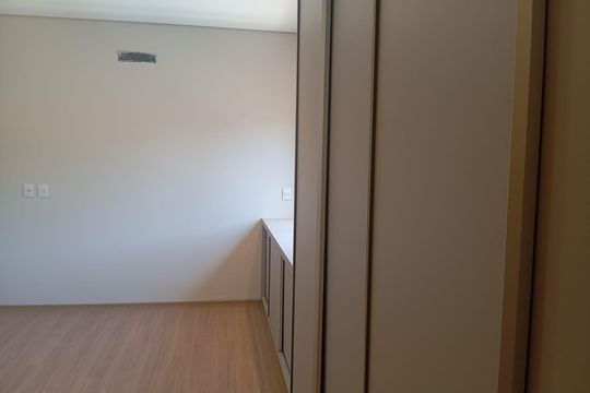Casa de Condomínio à venda com 3 quartos, 320m² em Chácaras Alpina, Valinhos