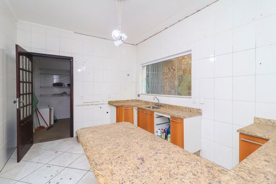 Cozinha de casa à venda com 3 quartos, 155m² em Vila Pedroso, São Paulo