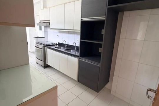 Cozinha de apartamento para alugar com 4 quartos, 150m² em Candeal, Salvador