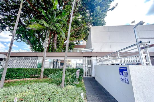 Fachada com Plaquinha de apartamento para alugar com 1 quarto, 35m² em Vila Gomes Cardim, São Paulo