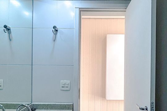 Banheiro de apartamento para alugar com 1 quarto, 35m² em Vila Gomes Cardim, São Paulo