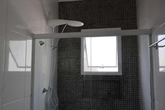 Casa à venda com 3 quartos, 100m² em Vila Lucia, São Paulo
