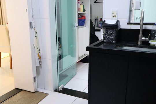 Casa à venda com 3 quartos, 100m² em Vila Lucia, São Paulo