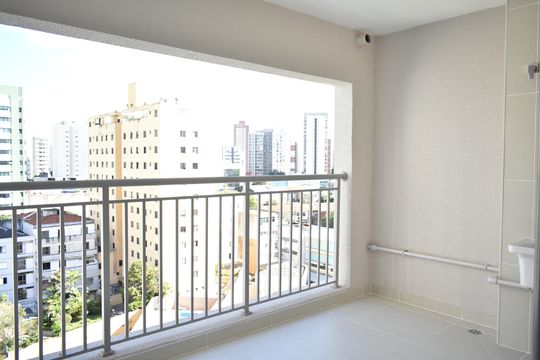Sacada de apartamento à venda com 2 quartos, 65m² em Chácara Inglesa, São Paulo