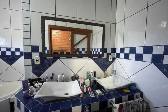 Casa à venda com 5 quartos, 390m² em Pinheiro, São Leopoldo